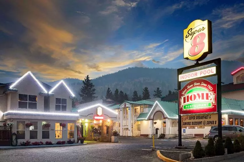 ホテル Sage Inn Merritt Bc