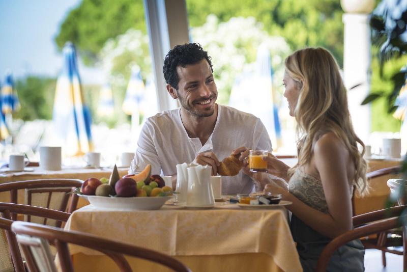 Savoy Beach Hotel & Thermal Spa