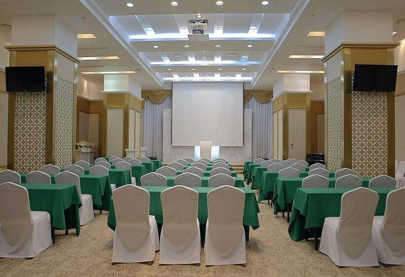 בית מלון כפרי The Class 300