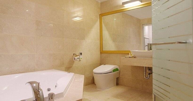 בית מלון כפרי The Class 300