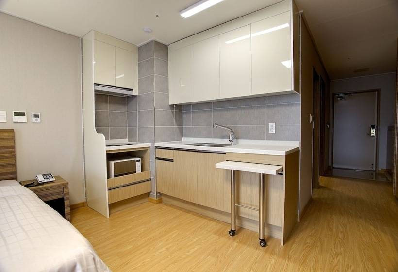 בית מלון כפרי The Class 300