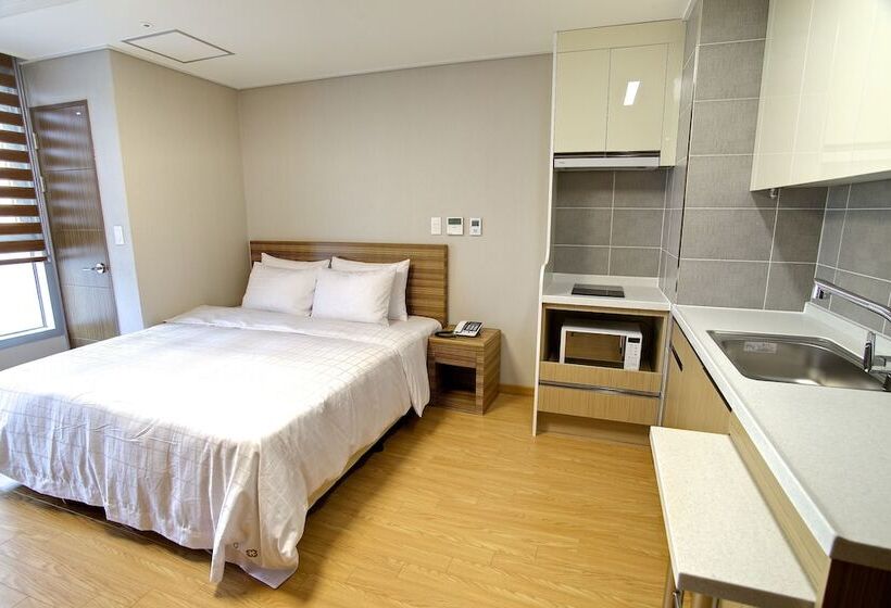 בית מלון כפרי The Class 300