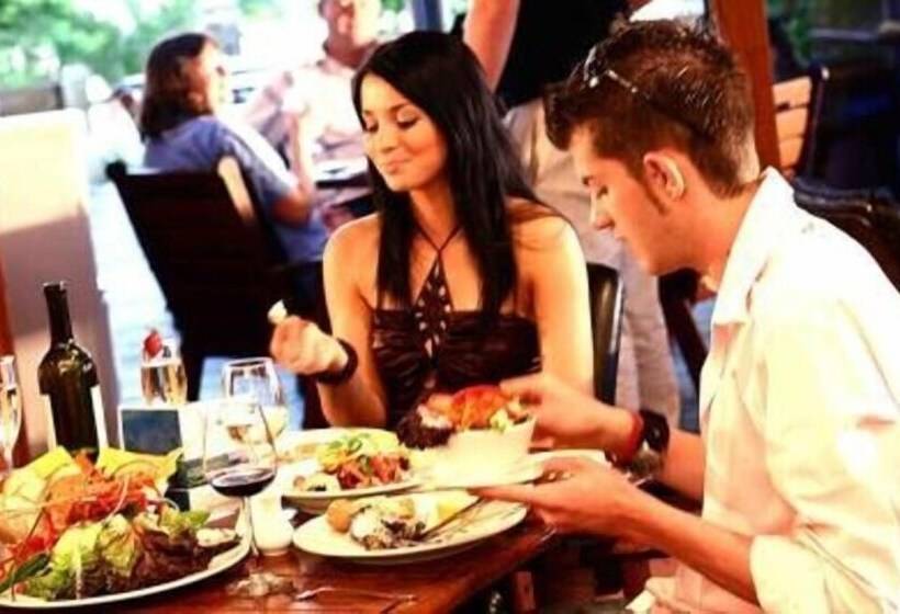 Kacy's Bargara Beach Motel