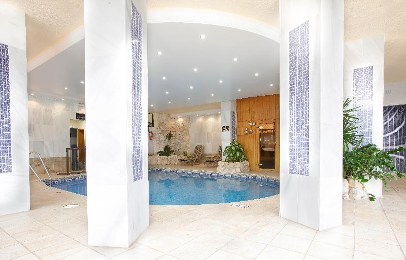 Macdonald Villacana Resort