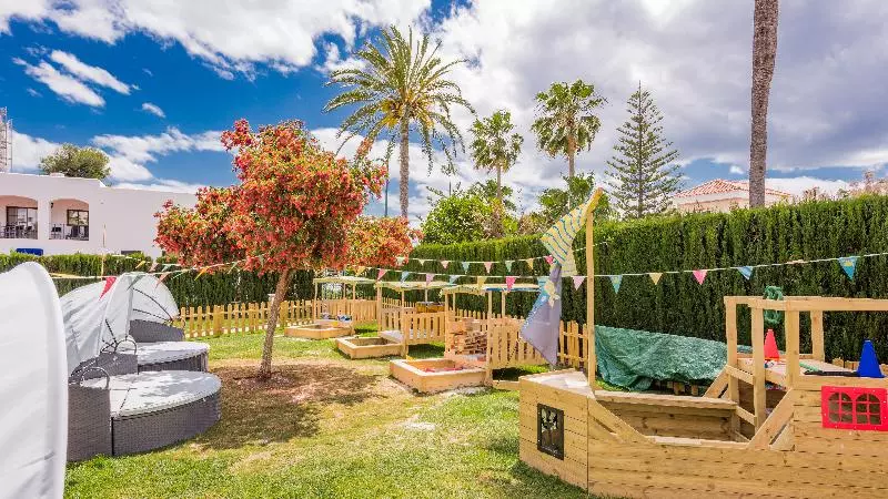 Macdonald Villacana Resort