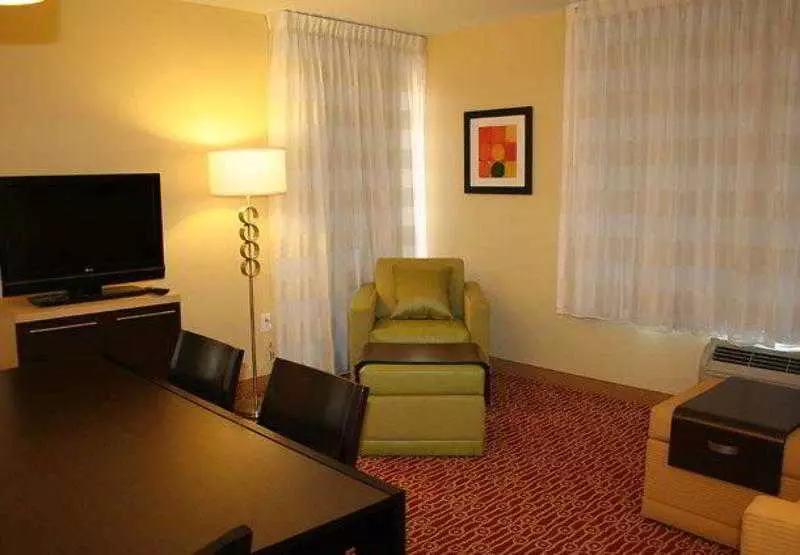 Towneplace Suites By Marriott Tulsa Broken Arrow