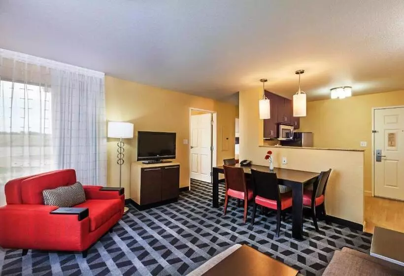 Towneplace Suites By Marriott Tulsa Broken Arrow