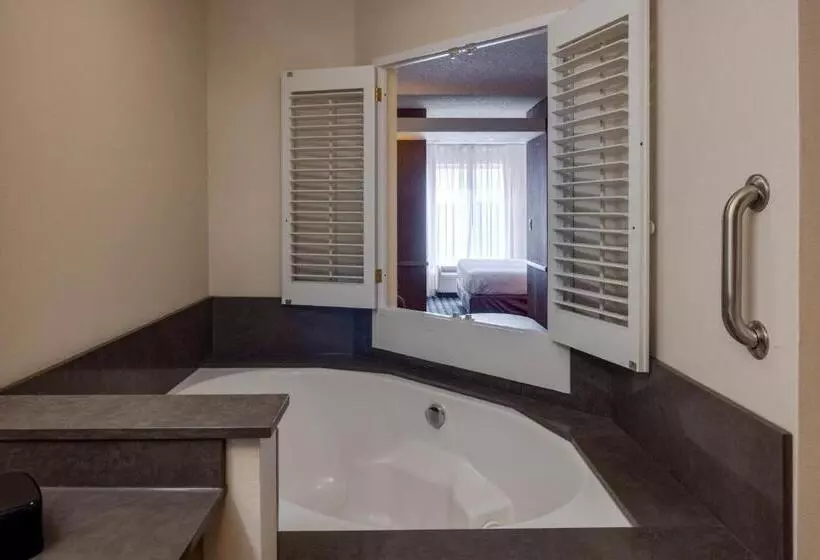 Fairfield Inn & Suites By Marriott Edmond