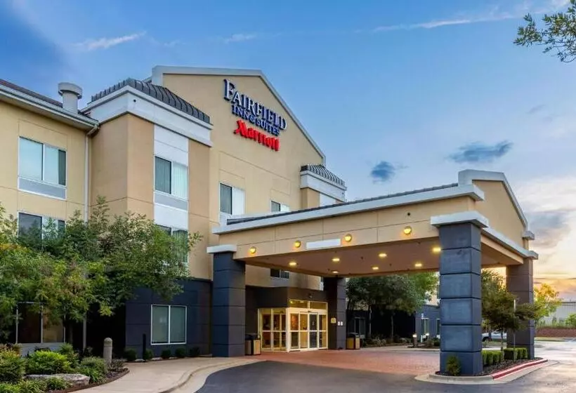 Fairfield Inn & Suites By Marriott Edmond