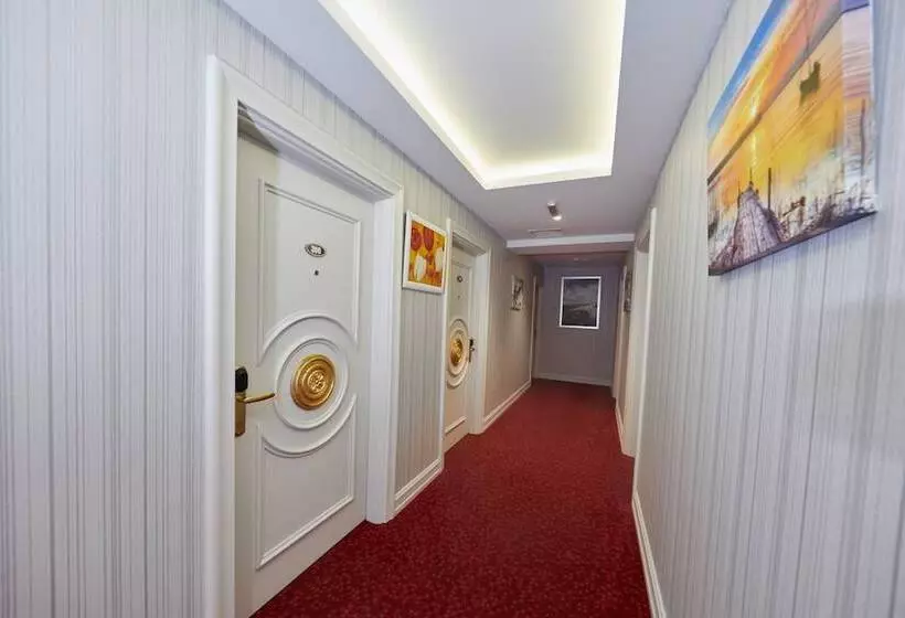 Albinas Hotel Old City