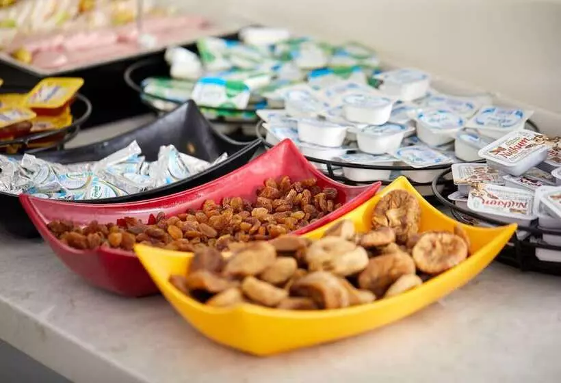 Albinas Hotel Old City