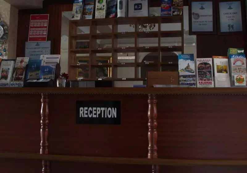 Blue Tuana Hotel Old City