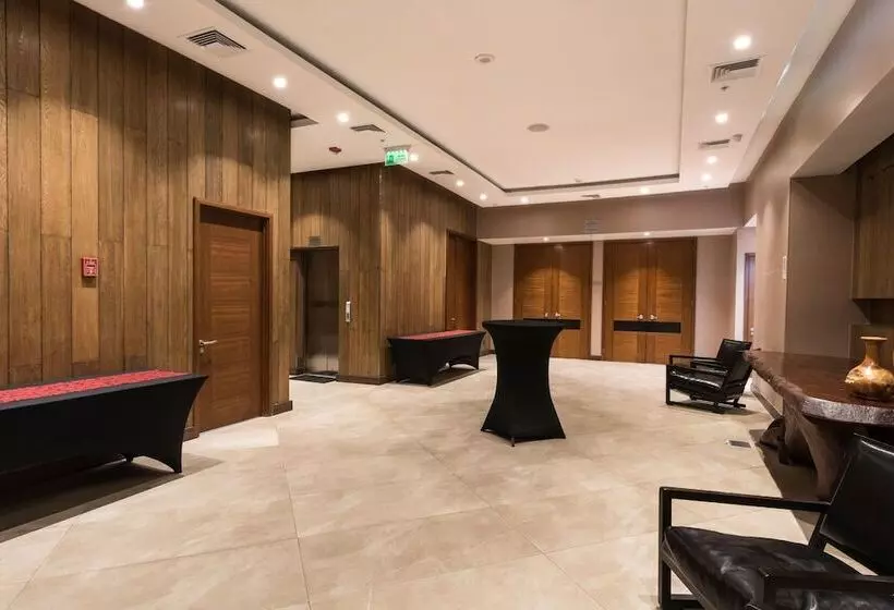 Hotel Courtyard By Marriott Puerto Montt