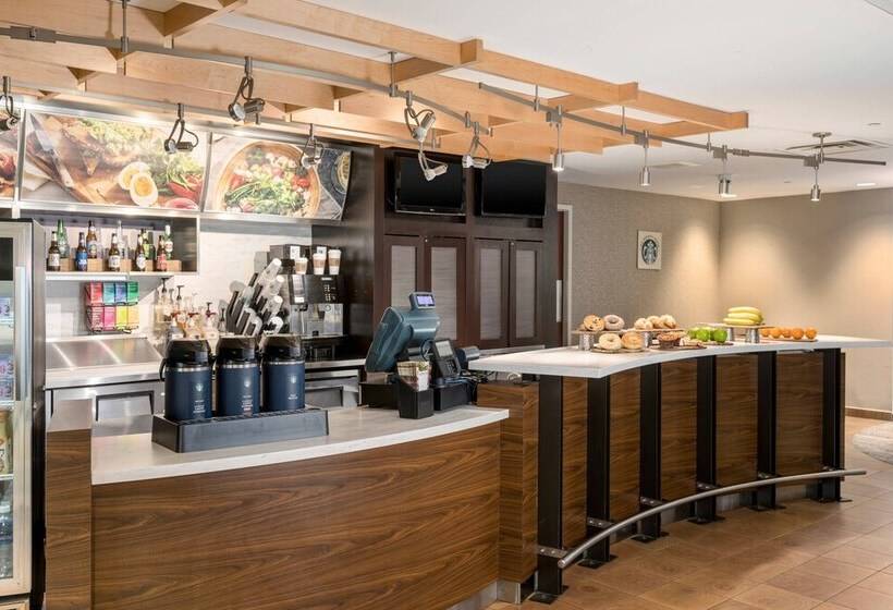 Отель Courtyard Philadelphia Valley Forge Collegeville