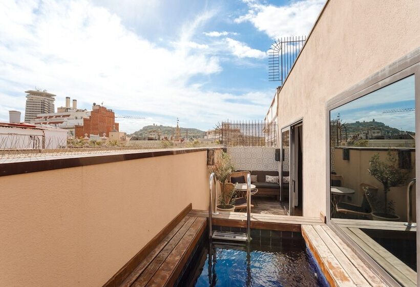 هتل Do Plaça Reial Powered By Sonder