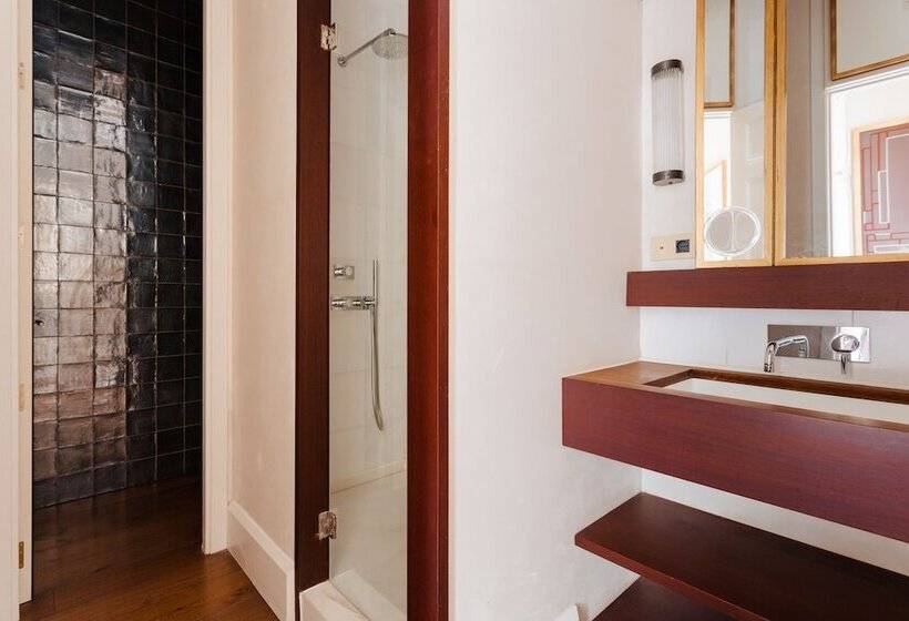 هتل Do Plaça Reial Powered By Sonder