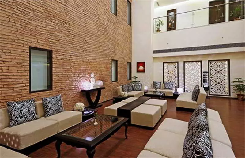 Hotel Ds Clarks Inn Gurgaon