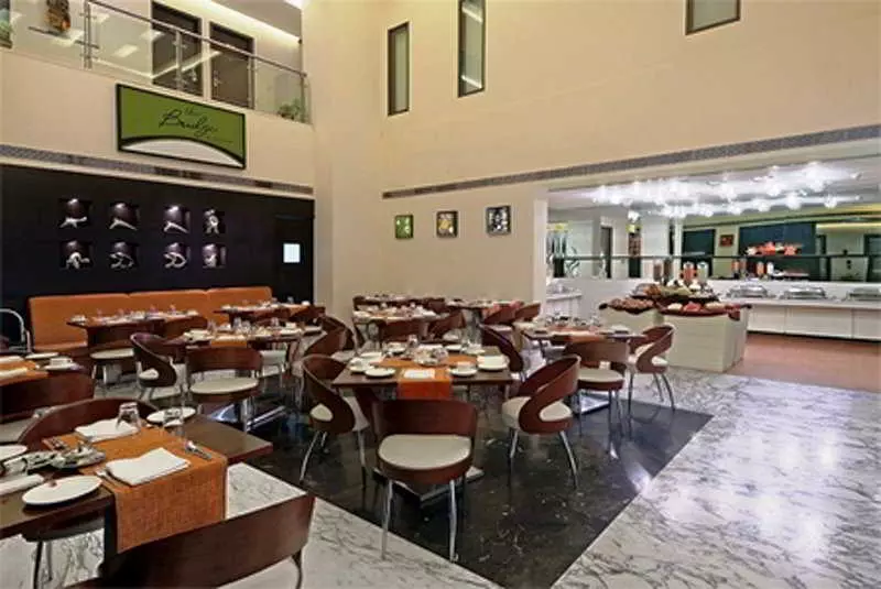 Hotel Ds Clarks Inn Gurgaon