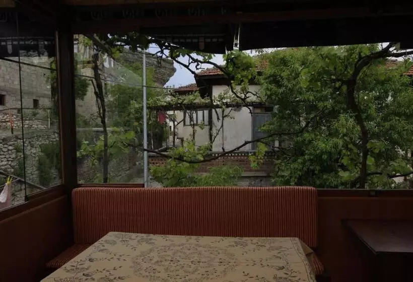 فندق Efe Guest House