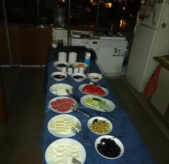 فندق Efe Guest House