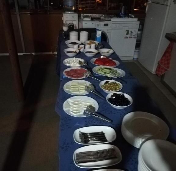 فندق Efe Guest House