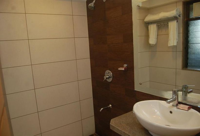 هتل Grace Residency