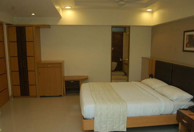 هتل Grace Residency