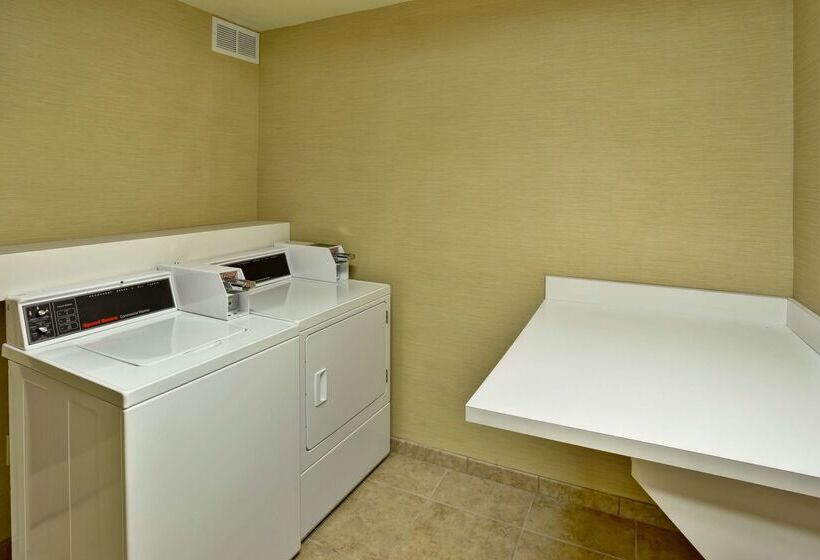 فندق Hampton Inn Ft. Wayne/dupont Road