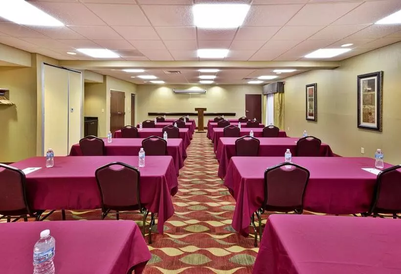 酒店 Hampton Inn Ft. Wayne/dupont Road