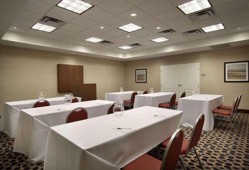 فندق Hampton Inn & Suites Charles Town