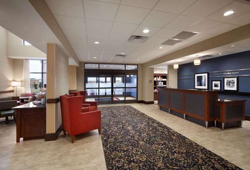 فندق Hampton Inn & Suites Charles Town