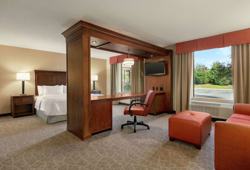 فندق Hampton Inn & Suites Charles Town