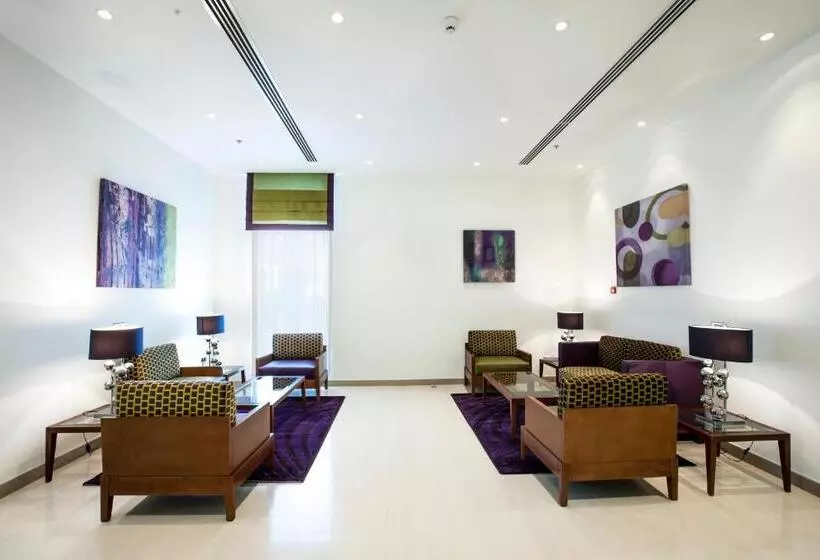 هتل Holiday Bahrain