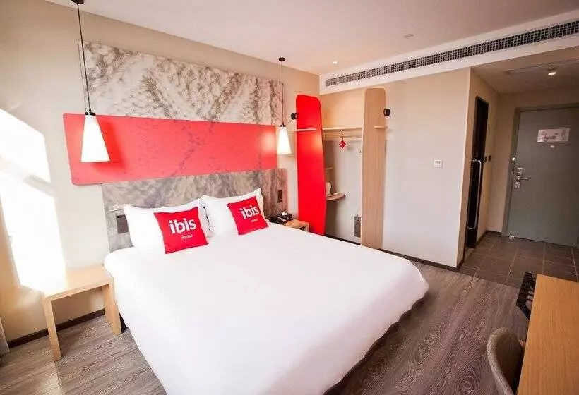 Отель Ibis Harbin Hongqi Street