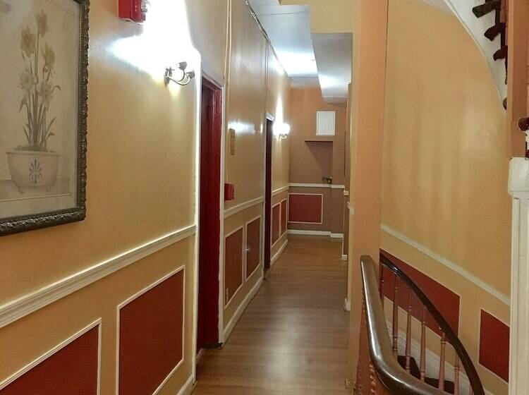 ホテル Midtown Inn