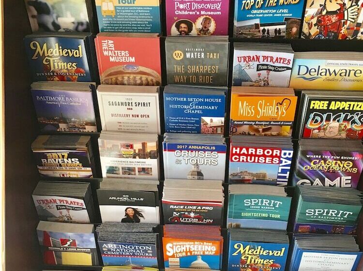 ホテル Midtown Inn