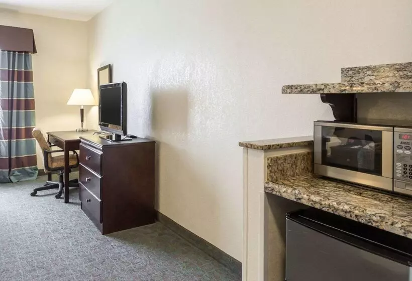 Отель Quality Inn Donaldsonville  Gonzales