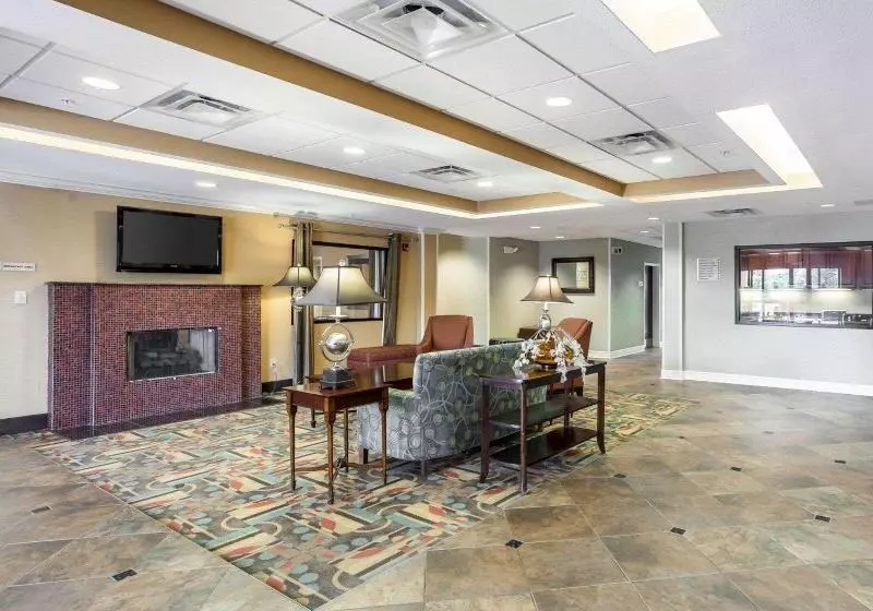 Отель Quality Inn Donaldsonville  Gonzales