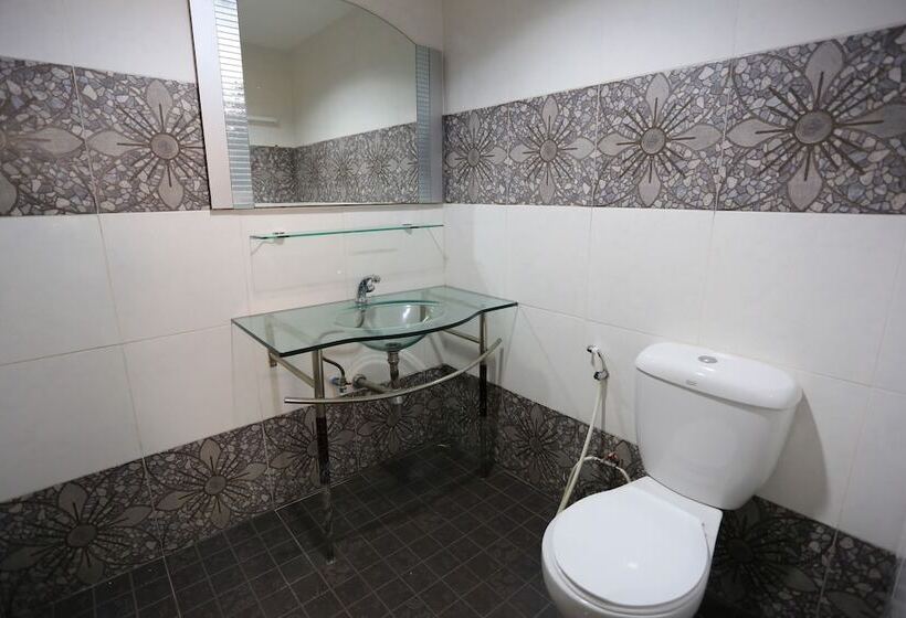 Hotel The Siam Guest House   Sha Extra Plus