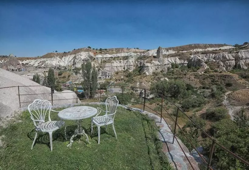 酒店 Traveller S Cave