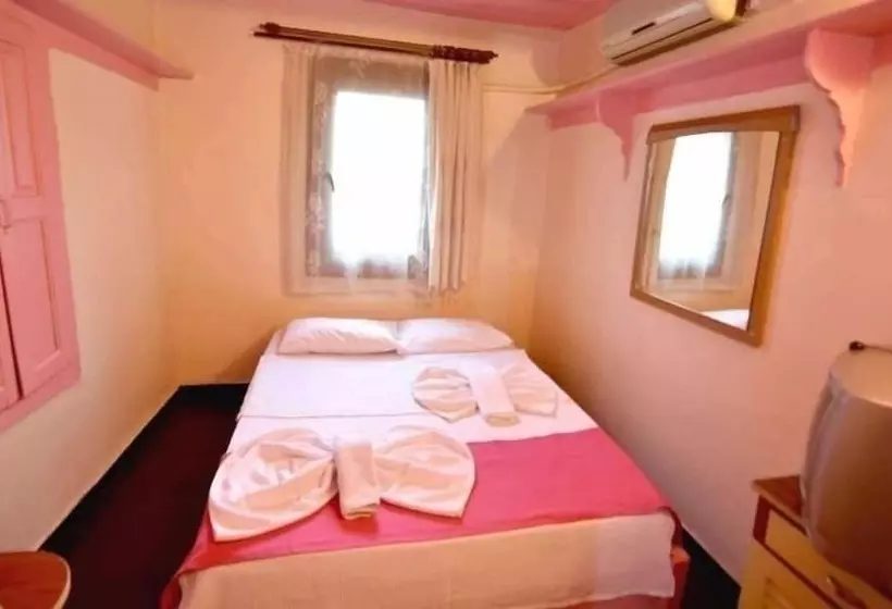 ペンション Antikhan