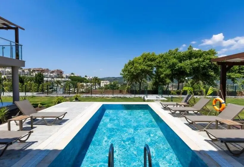 Unique Residence Hotel Golf and Spa