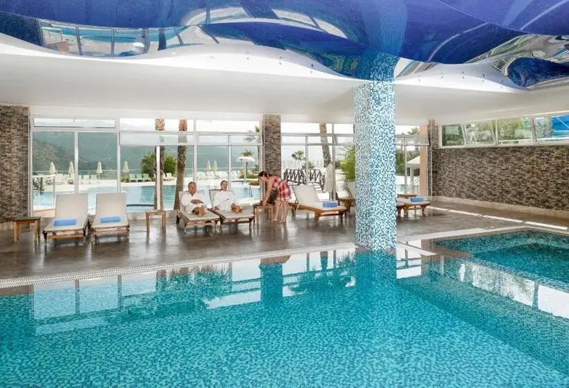 Unique Residence Hotel Golf and Spa