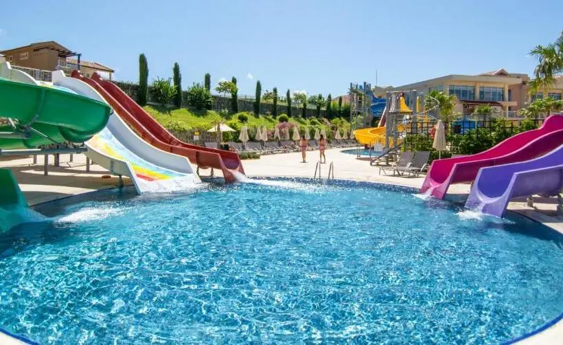 Unique Residence Hotel Golf and Spa