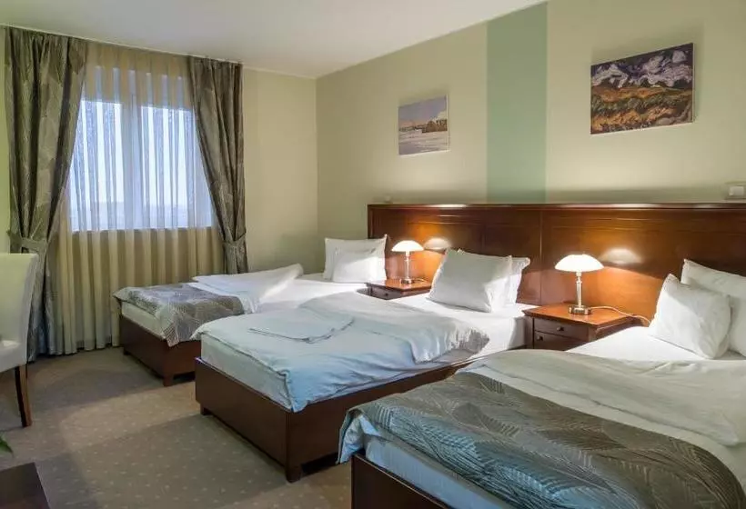 Garni Hotel Semlin B&b