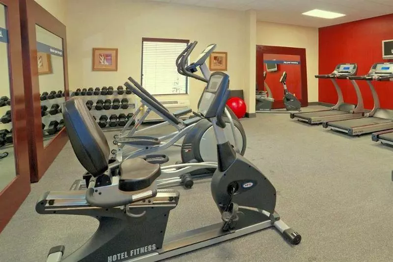 Hampton Inn & Suites Greensburg