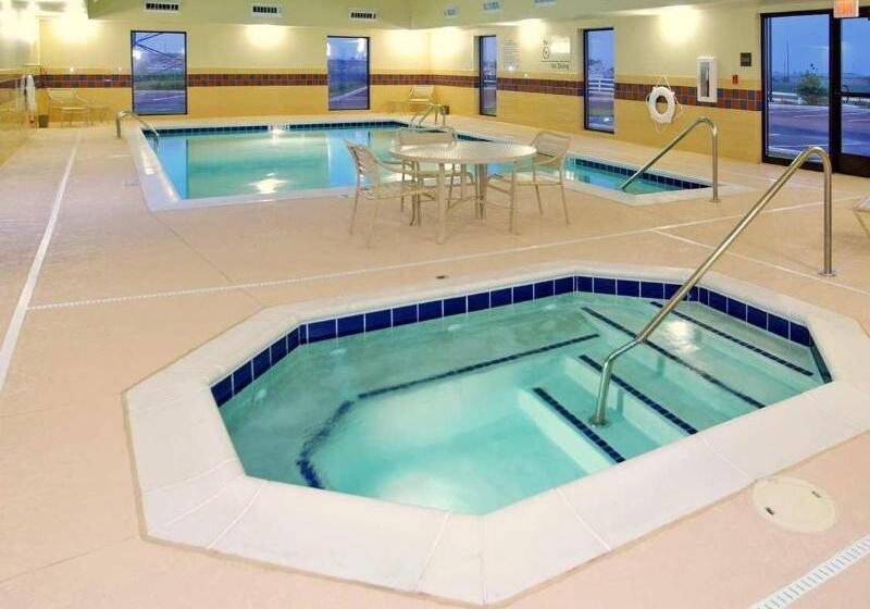 Hampton Inn & Suites Greensburg