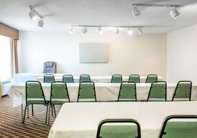 Отель Comfort Inn