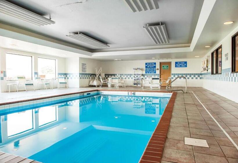 Отель Comfort Inn