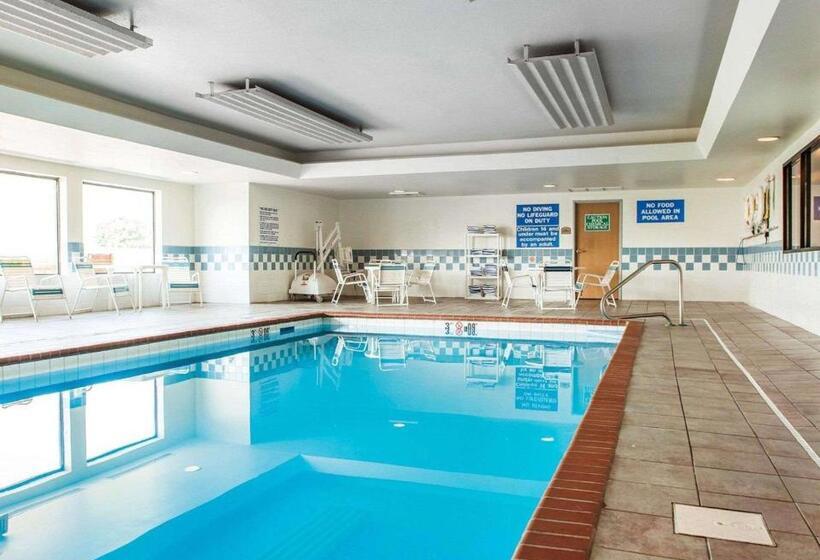 Отель Comfort Inn